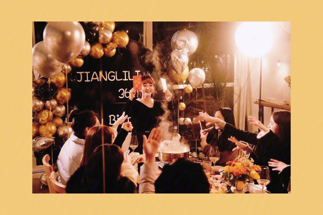 九游-穆古鲁扎重返赛场，表现优异首场状态出色，热火观众沸腾！观众掌声雷动的简单介绍-九游